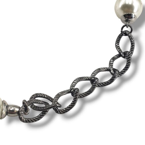 Chico's Gunmetal Gray Chain Faux Pearl Smoke Rhinestone Satellite Bead Necklace - Picture 4 of 8